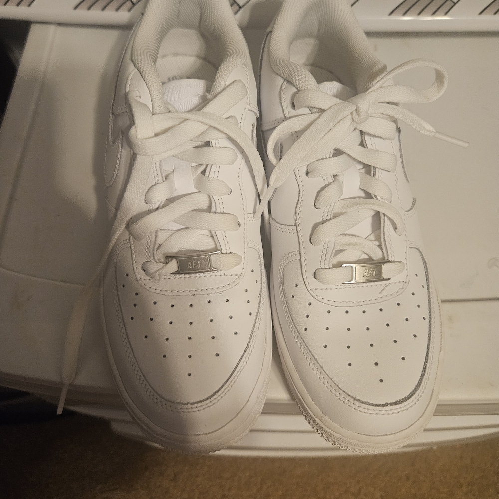 Boys Nikes